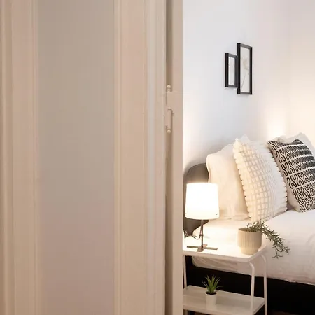 Charming 3-bedroom Retreat In The Heart Of