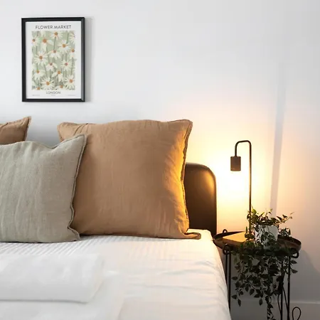 Charming 3-bedroom Retreat In The Heart Of