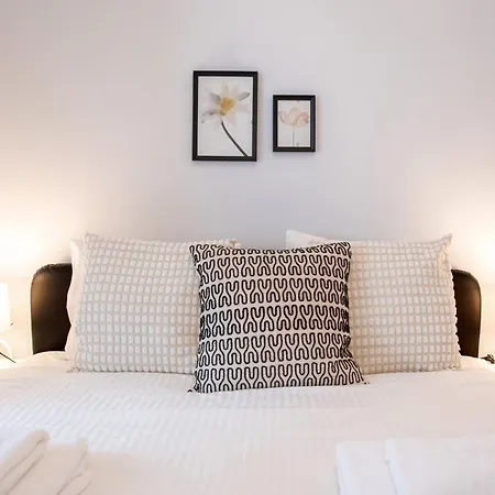 Charming 3-bedroom Retreat In The Heart Of